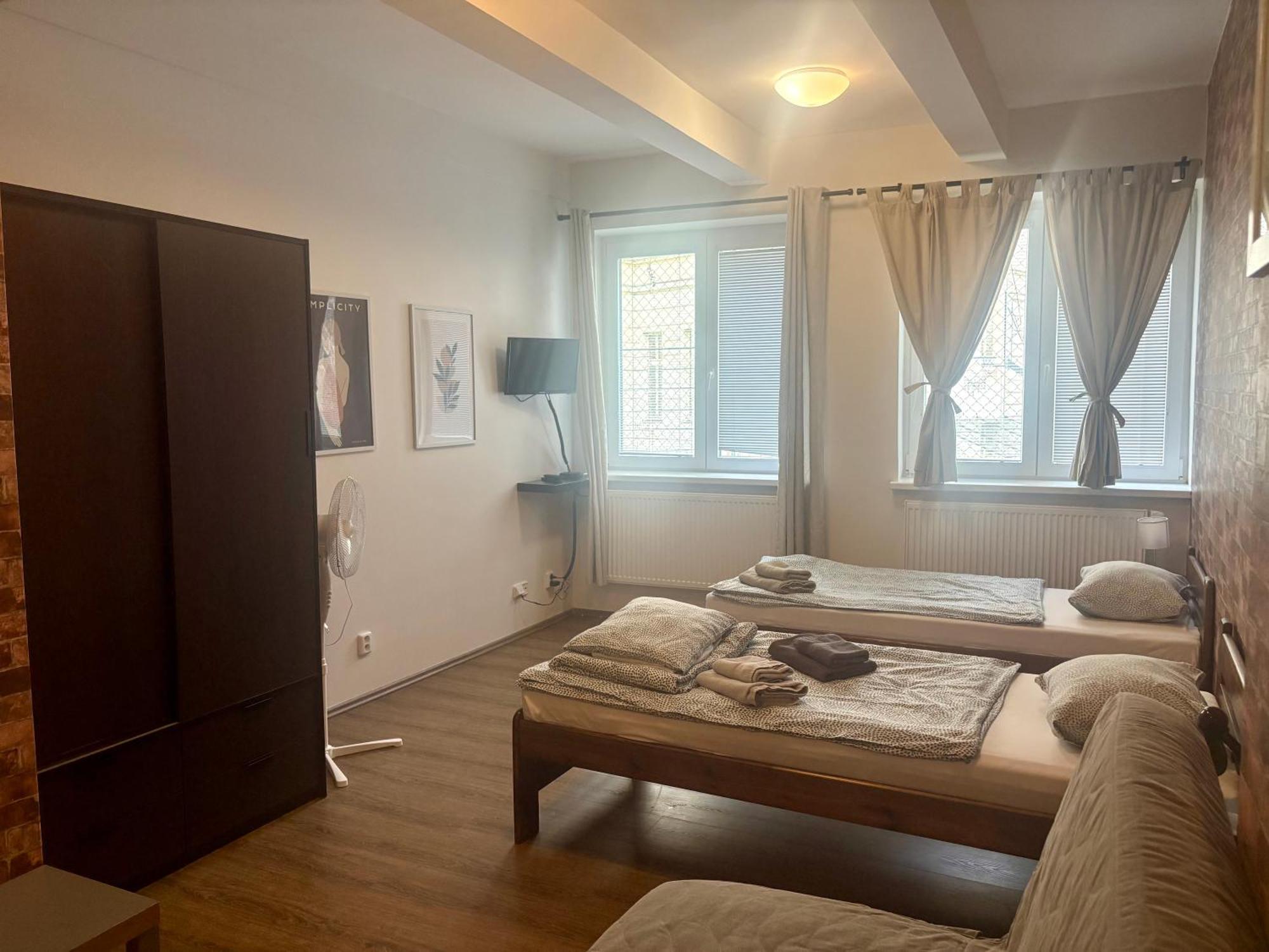Zizkov Cosy Studio Apartments — Photos 2