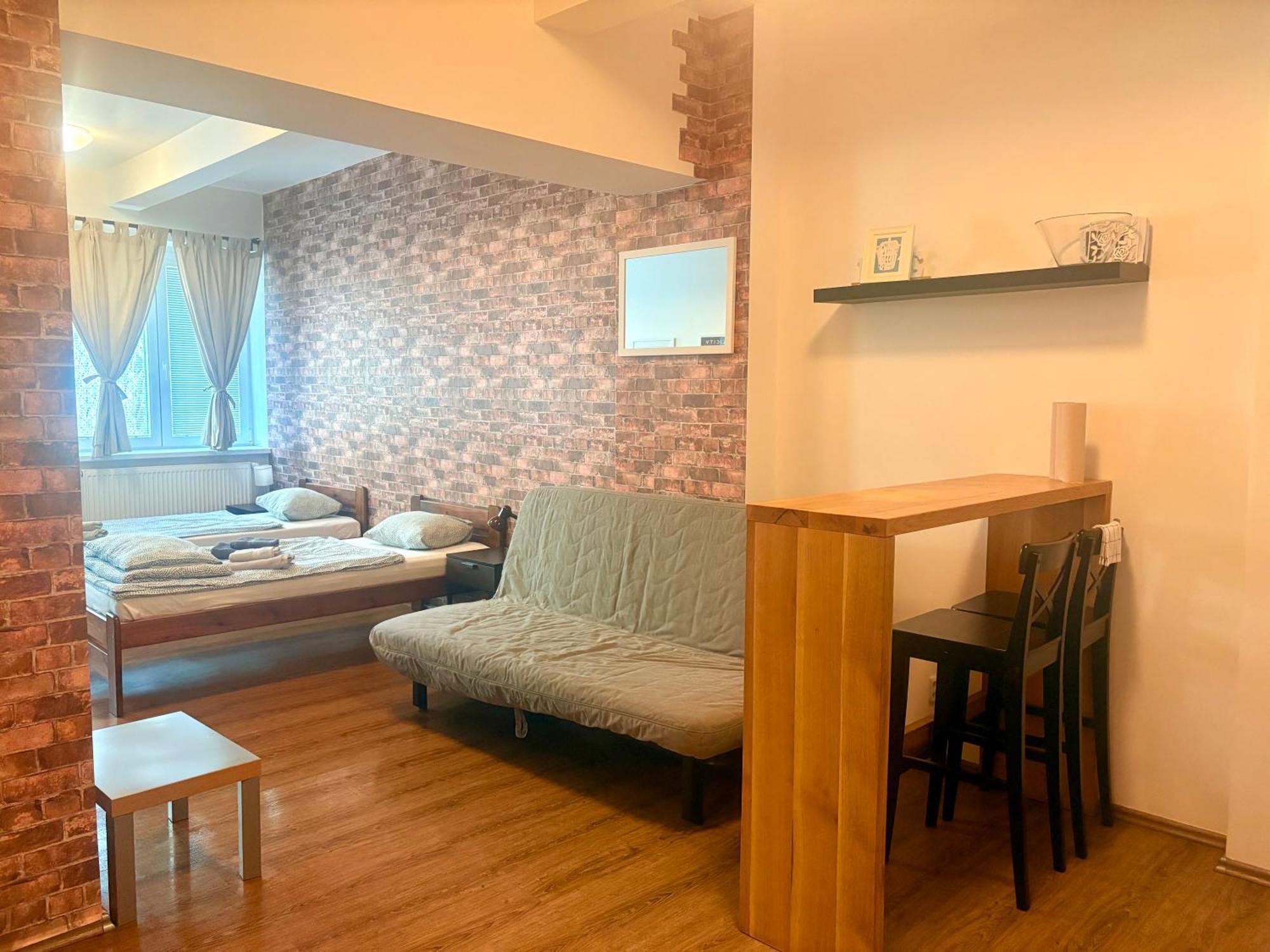 Zizkov Cosy Studio Apartments — Photos 1
